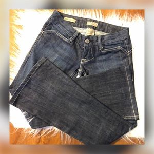 Low rise jeans